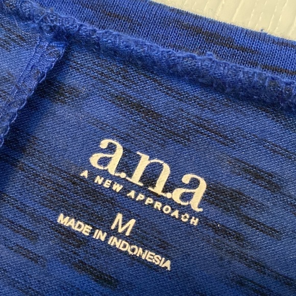 A.N.A womens long sleeve tee; size medium - Picture 3 of 5